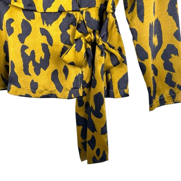 MOON RIVER ANTHROPOLOGIE Gold and Black Faux Wrap Leopard Print Top Size Small - Picture 6 of 7
